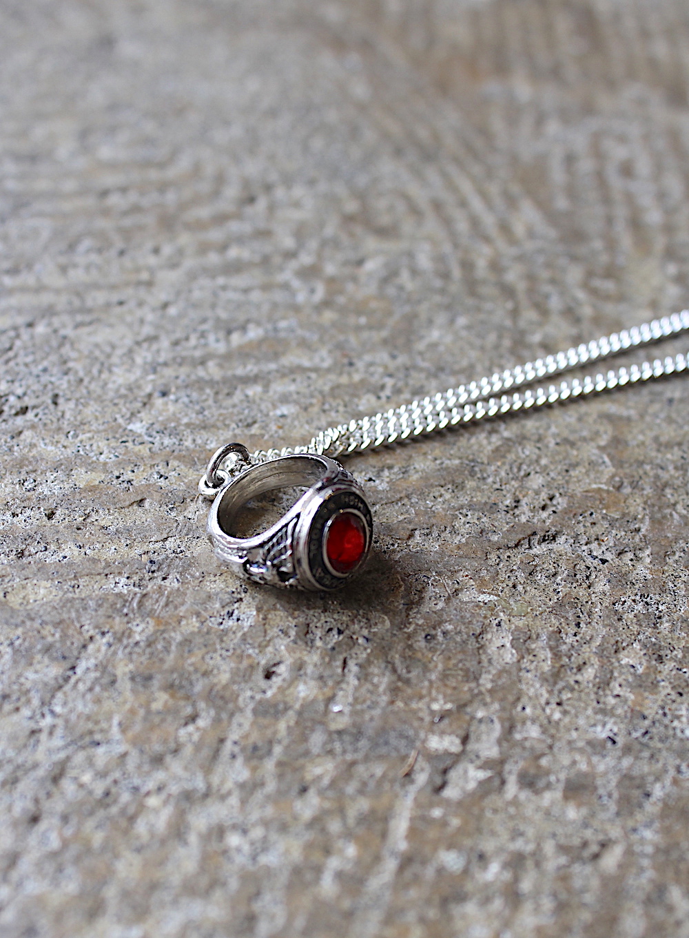 全国通販】VINTAGE(ヴィンテージ) COLLEGE PENDANT TOP(ネックレス