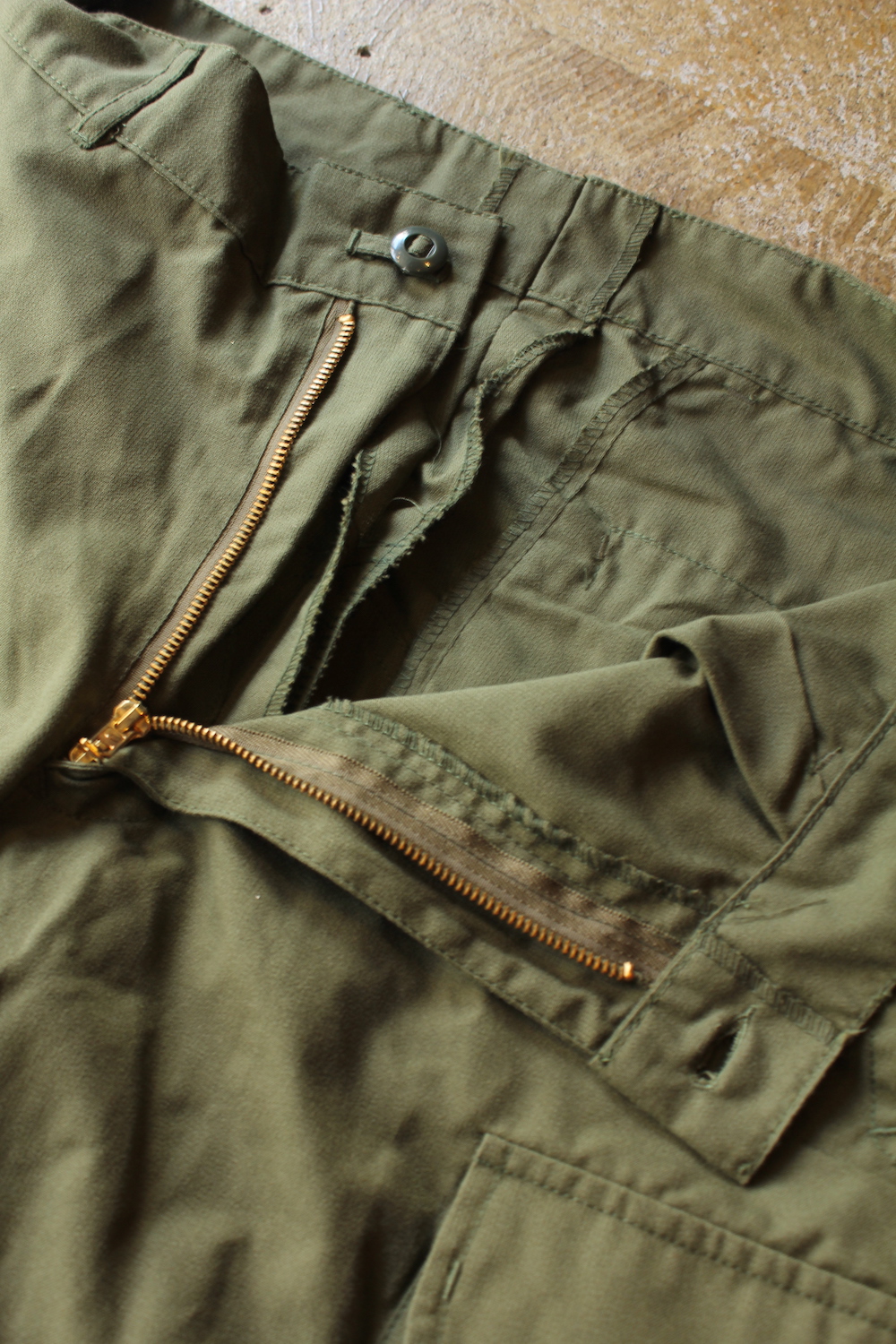 全国通販】DEAD STOCK 90s CANADIAN ARMY 
