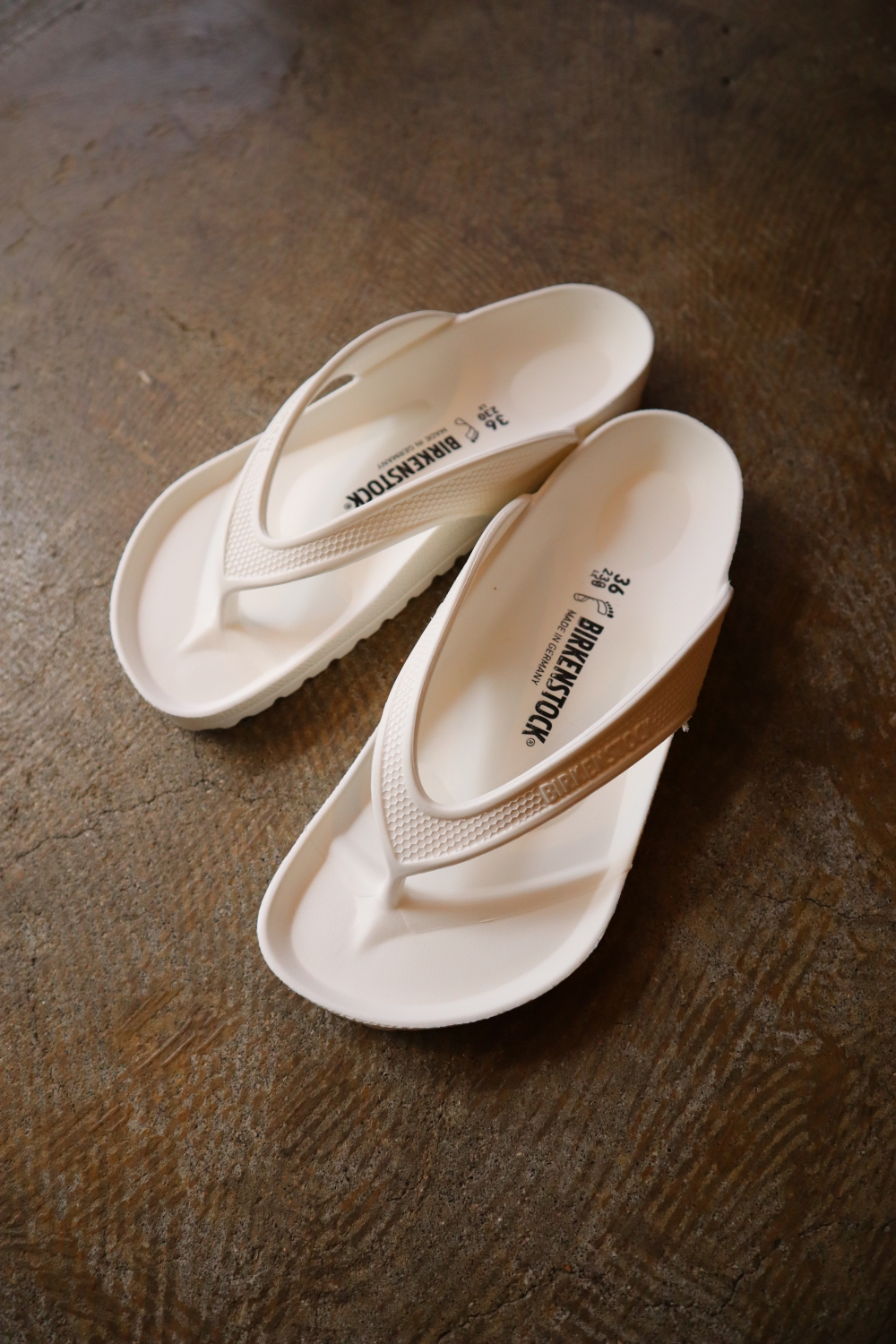 全国通販 Unisex Birkenstock Honolulu ビルケンシュトック ホノルル Eva White レディースサイズのみ Post 78 Online Store 東京 都立大学駅前のセレクトショップ