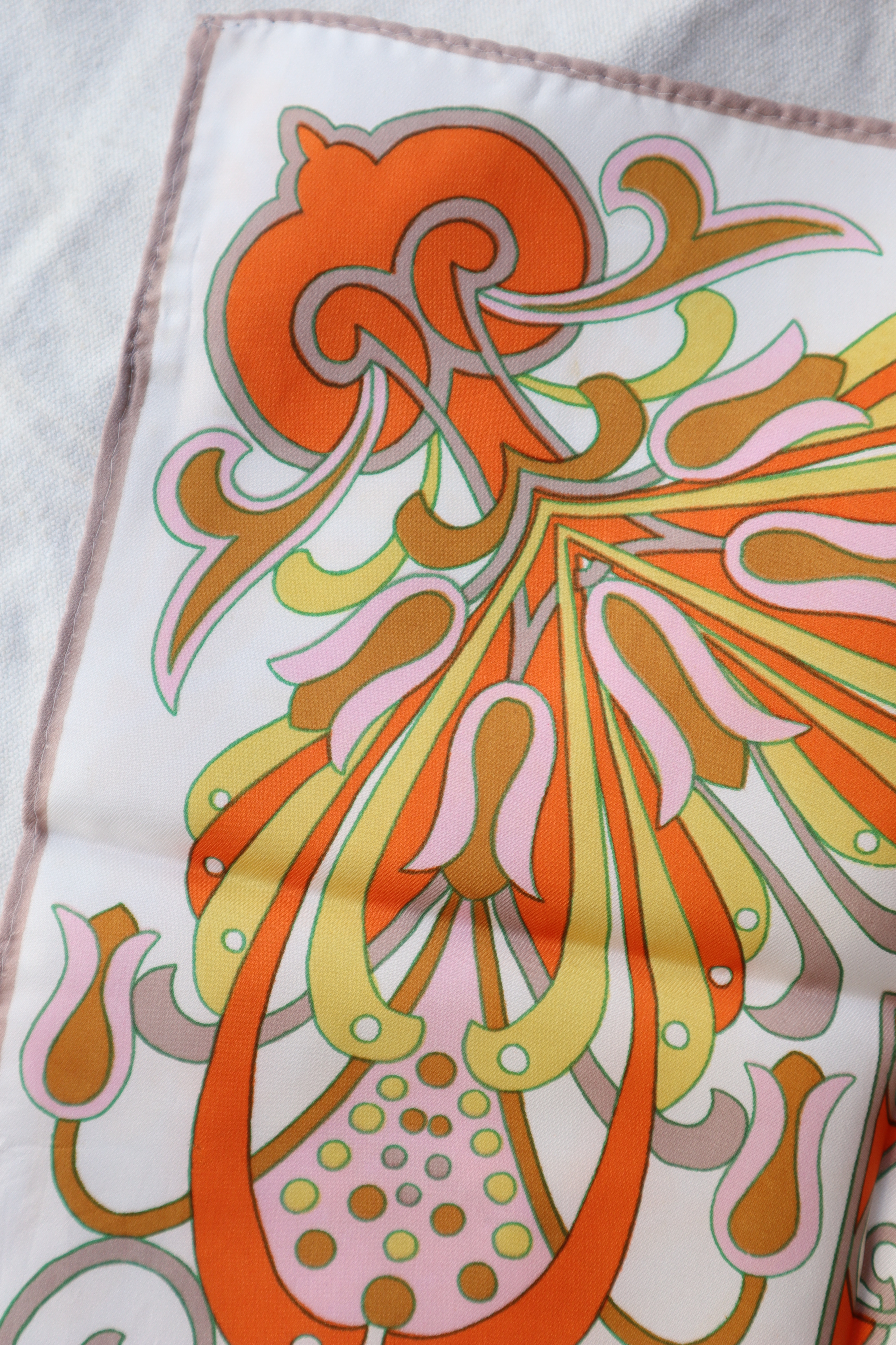 全国通販】VINTAGE ヴィンテージ EURO ”SILKSCARF (シルク