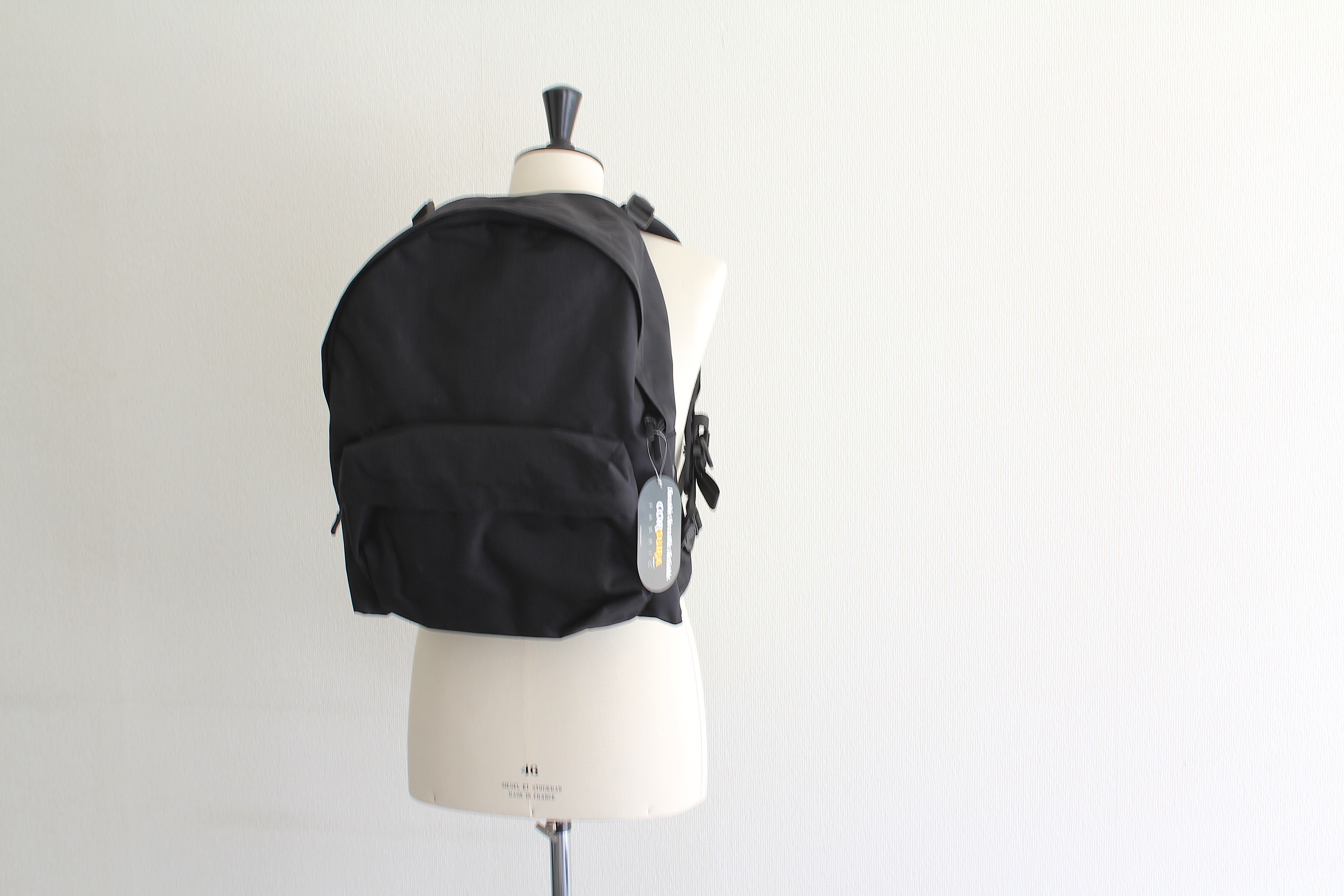 美品　bagjack / Daypack M - Black