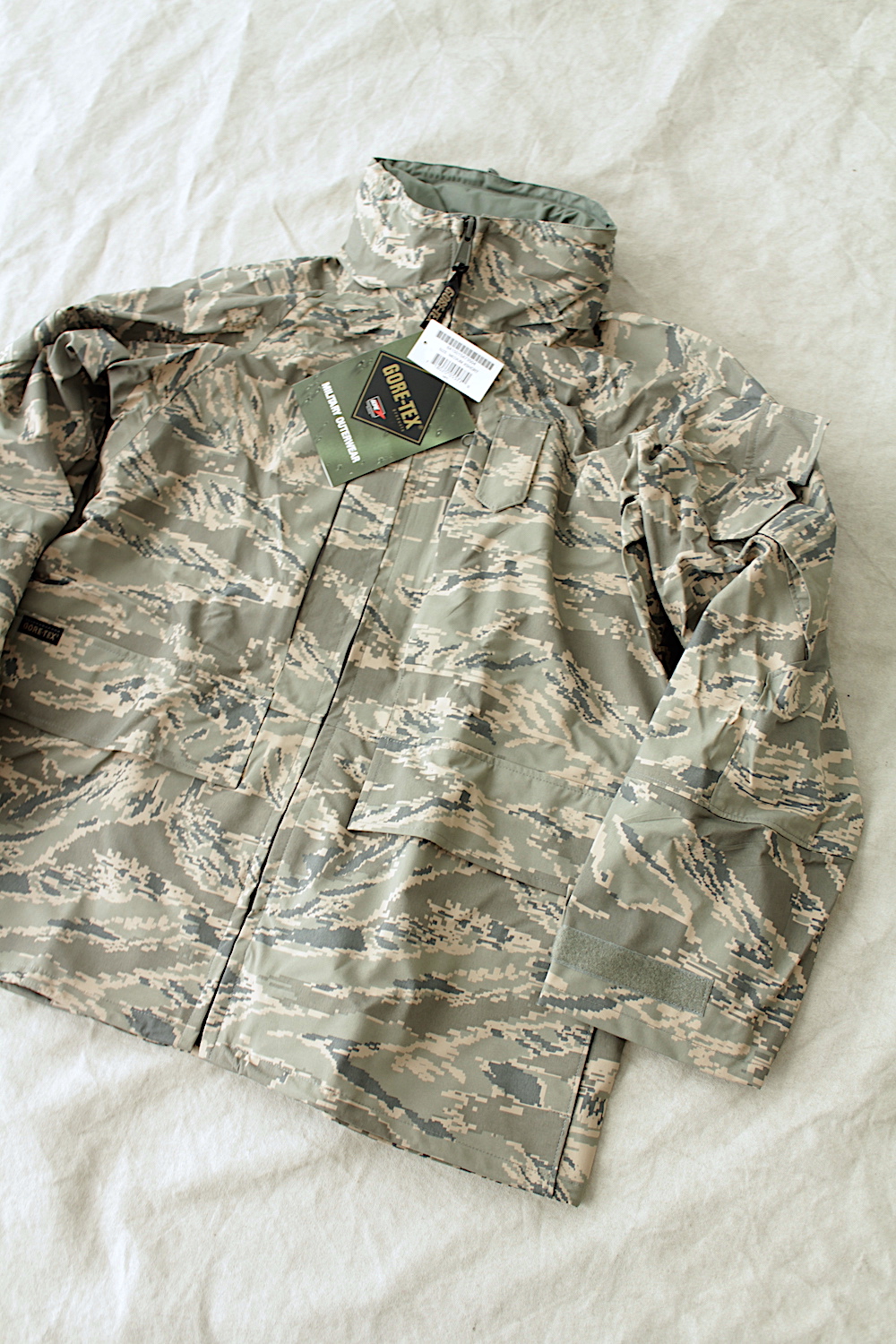 00s PROPPER APECS ABU デジタル タイガーカモ GORE-TEXゴアテックスパーカー S-R - Sixpacjoe Web  Shop