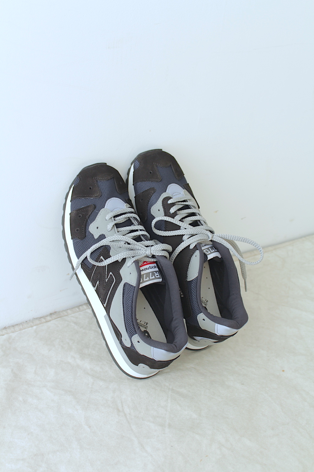 全国通販】NEW BALANCE
