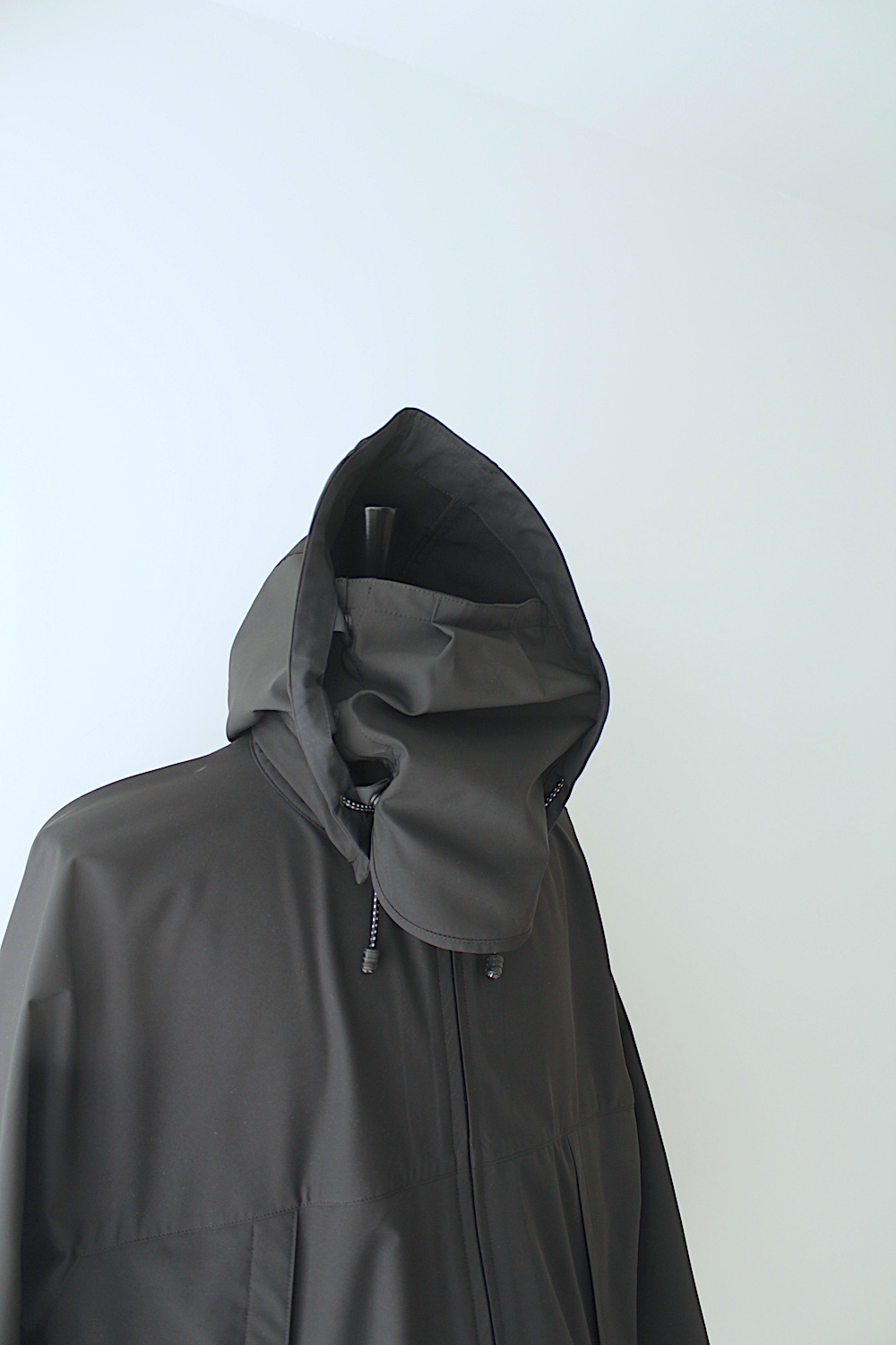 【O-】レイチョウルイラボ SOFTSHELL OVER COAT BLAC