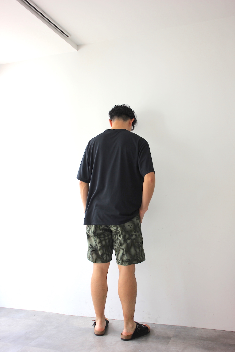 037386