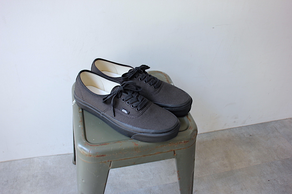 Vans Authentic 44DX Black 26cm VN0A38ENSTZ-