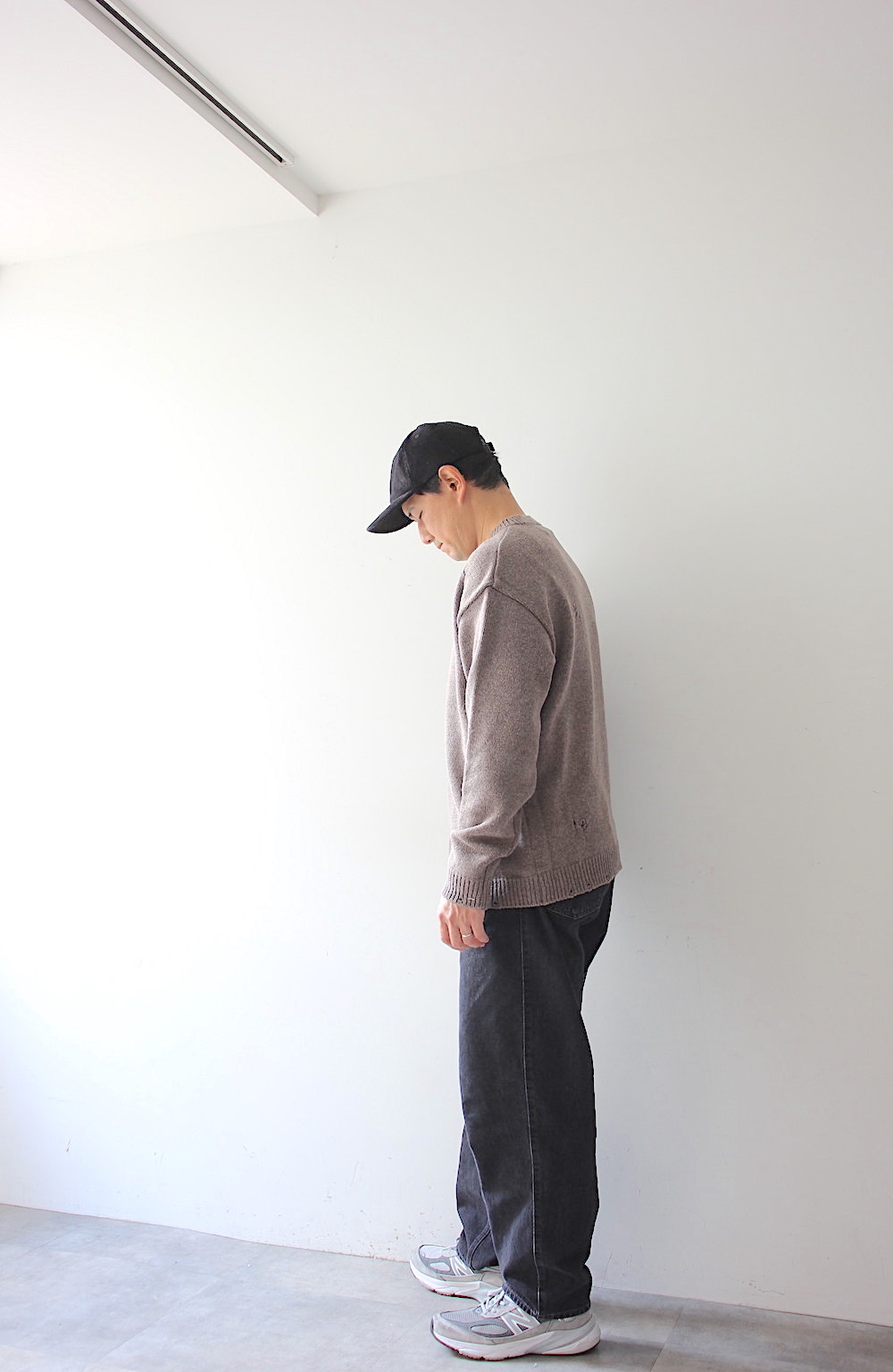 037408
