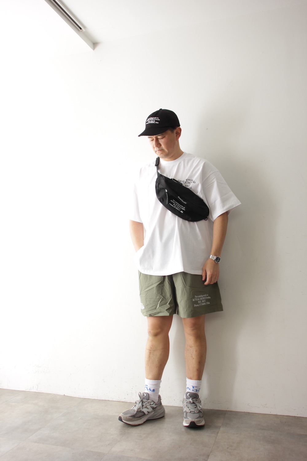 142082