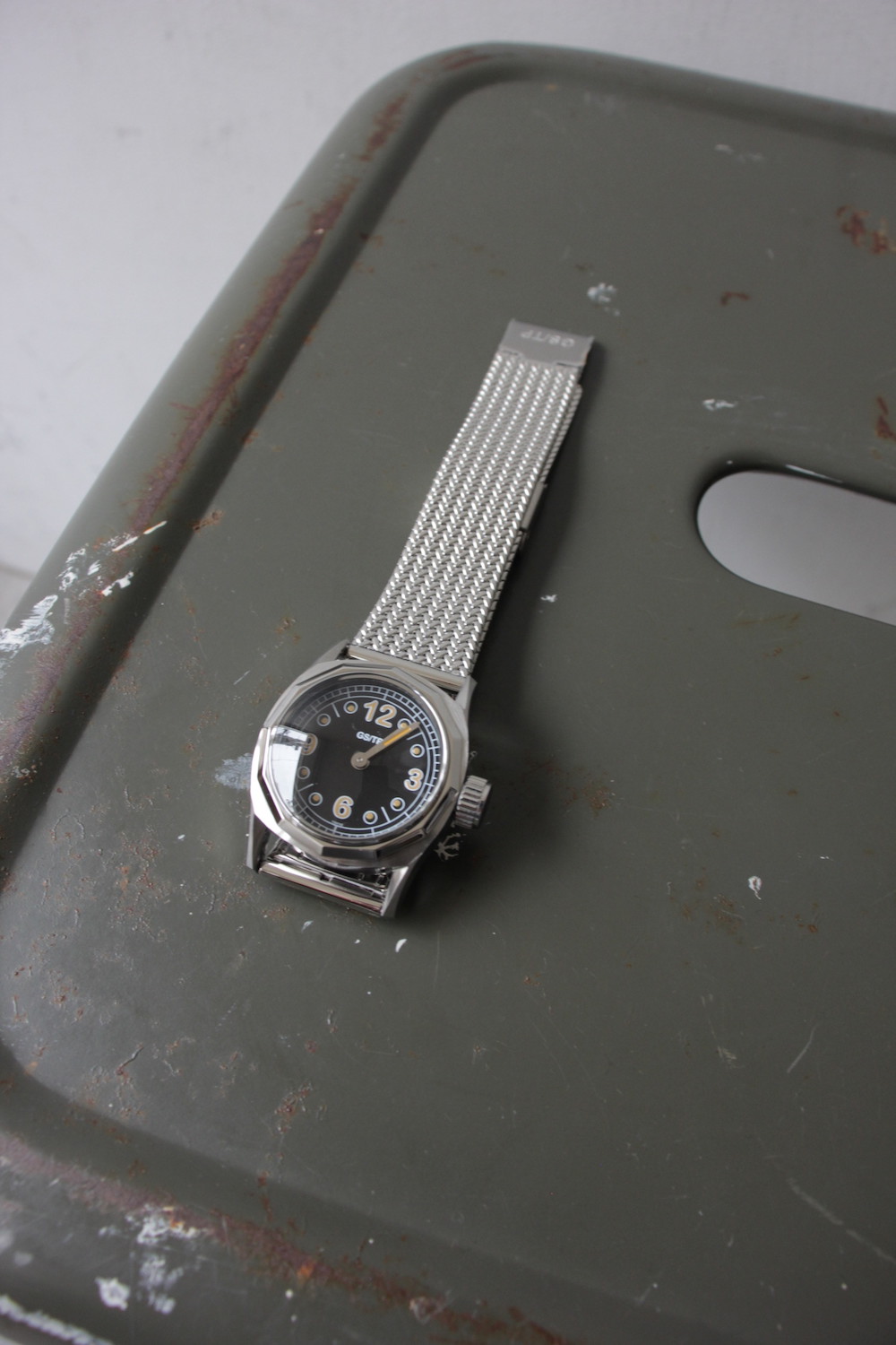 再入荷 GS/TP(ジーエスティーピー)『FRIED EGG』Black Dial