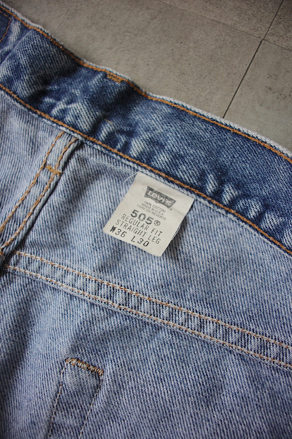 198874