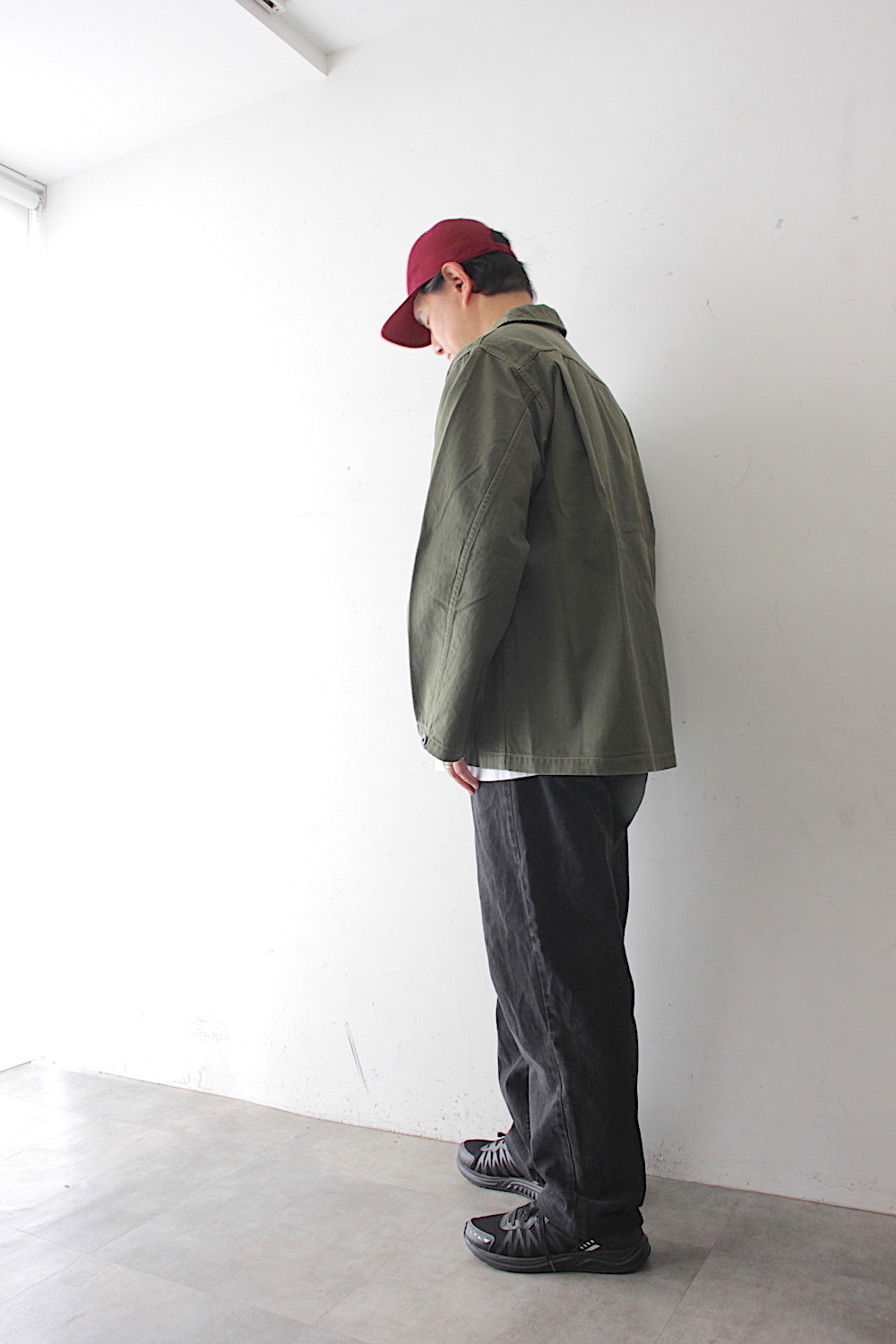 199003