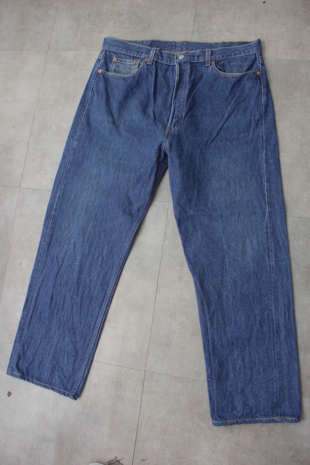 199097