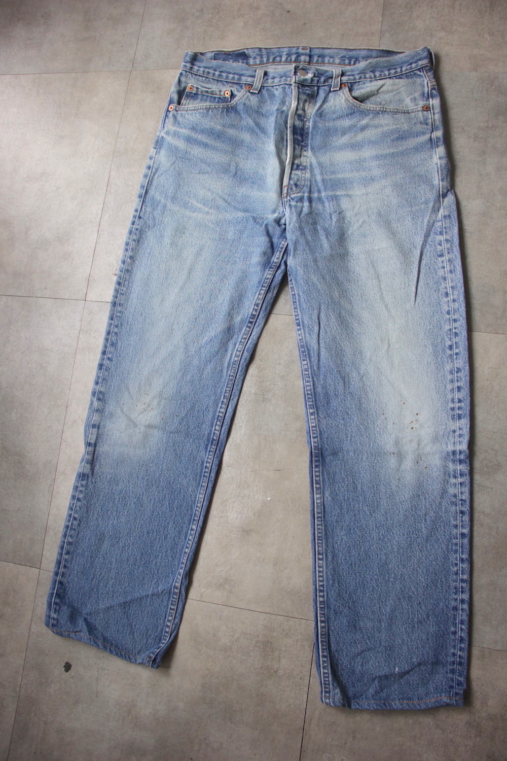 199098
